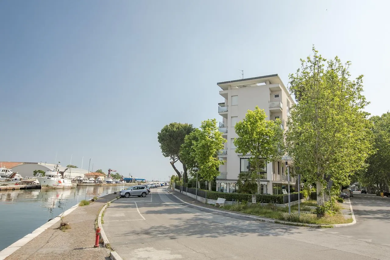 Hotel Baltic Cesenatico 3*,  Italia